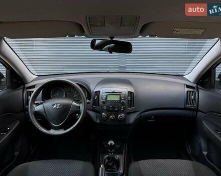 Чорний Хендай i30, об'ємом двигуна 1.4 л та пробігом 247 тис. км за 6300 $, фото 11 на Automoto.ua