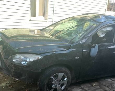 Чорний Хендай i30, об'ємом двигуна 1.6 л та пробігом 250 тис. км за 2500 $, фото 7 на Automoto.ua