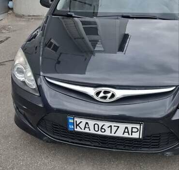 Чорний Хендай i30, об'ємом двигуна 1.58 л та пробігом 239 тис. км за 5000 $, фото 8 на Automoto.ua