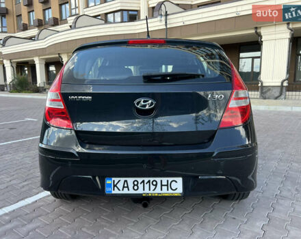 Чорний Хендай i30, об'ємом двигуна 1.4 л та пробігом 248 тис. км за 6950 $, фото 14 на Automoto.ua
