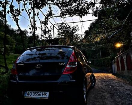Черный Хендай i30, объемом двигателя 1.6 л и пробегом 10 тыс. км за 7999 $, фото 5 на Automoto.ua