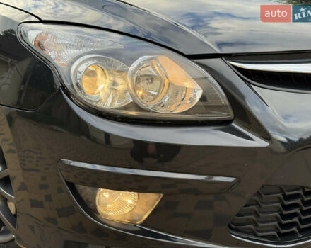Чорний Хендай i30, об'ємом двигуна 1.4 л та пробігом 170 тис. км за 5950 $, фото 25 на Automoto.ua