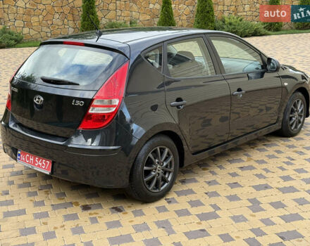 Чорний Хендай i30, об'ємом двигуна 1.4 л та пробігом 170 тис. км за 5950 $, фото 11 на Automoto.ua