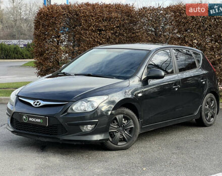 Черный Хендай i30, объемом двигателя 1.6 л и пробегом 180 тыс. км за 6700 $, фото 8 на Automoto.ua