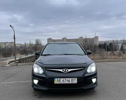 Черный Хендай i30, объемом двигателя 1.4 л и пробегом 172 тыс. км за 6950 $, фото 6 на Automoto.ua