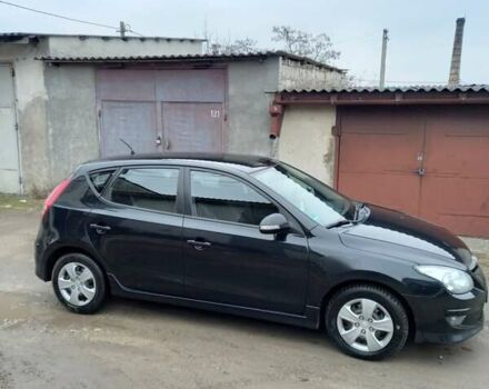 Чорний Хендай i30, об'ємом двигуна 1.6 л та пробігом 354 тис. км за 6100 $, фото 2 на Automoto.ua