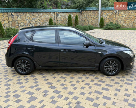 Чорний Хендай i30, об'ємом двигуна 1.4 л та пробігом 170 тис. км за 5950 $, фото 22 на Automoto.ua