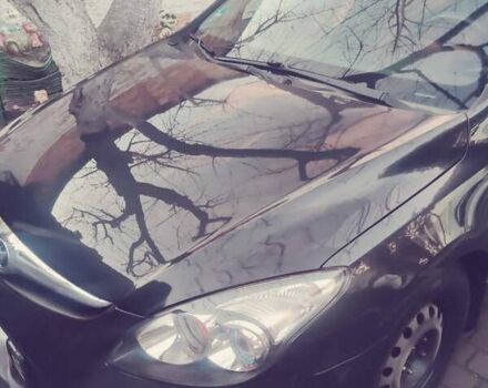 Черный Хендай i30, объемом двигателя 1.4 л и пробегом 210 тыс. км за 6050 $, фото 4 на Automoto.ua