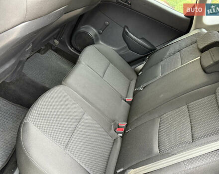 Чорний Хендай i30, об'ємом двигуна 1.4 л та пробігом 170 тис. км за 5950 $, фото 46 на Automoto.ua
