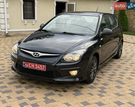 Чорний Хендай i30, об'ємом двигуна 1.4 л та пробігом 170 тис. км за 5950 $, фото 13 на Automoto.ua
