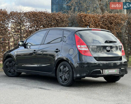 Черный Хендай i30, объемом двигателя 1.6 л и пробегом 180 тыс. км за 6700 $, фото 20 на Automoto.ua