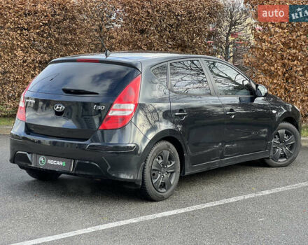 Черный Хендай i30, объемом двигателя 1.6 л и пробегом 180 тыс. км за 6700 $, фото 23 на Automoto.ua