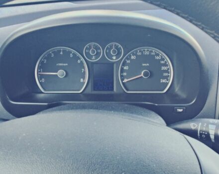 Черный Хендай i30, объемом двигателя 1.4 л и пробегом 210 тыс. км за 5800 $, фото 5 на Automoto.ua