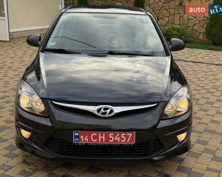 Чорний Хендай i30, об'ємом двигуна 1.4 л та пробігом 170 тис. км за 5950 $, фото 5 на Automoto.ua