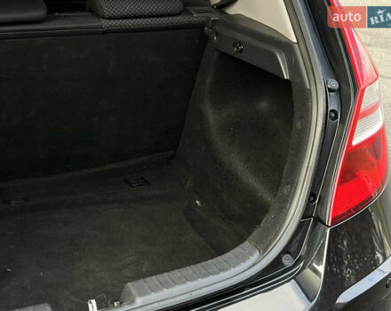 Черный Хендай i30, объемом двигателя 1.6 л и пробегом 180 тыс. км за 6700 $, фото 46 на Automoto.ua