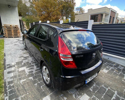 Черный Хендай i30, объемом двигателя 1.4 л и пробегом 175 тыс. км за 5700 $, фото 1 на Automoto.ua