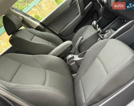 Чорний Хендай i30, об'ємом двигуна 1.4 л та пробігом 170 тис. км за 5950 $, фото 32 на Automoto.ua