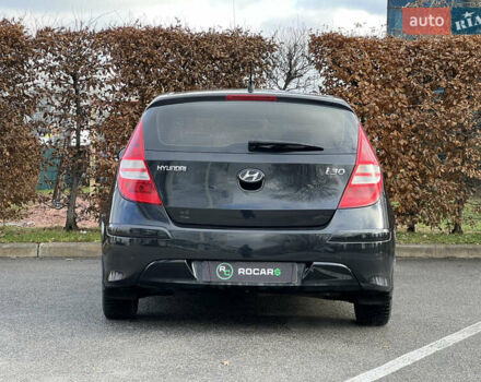 Черный Хендай i30, объемом двигателя 1.6 л и пробегом 180 тыс. км за 6700 $, фото 15 на Automoto.ua
