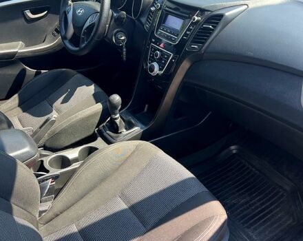 Черный Хендай i30, объемом двигателя 1.4 л и пробегом 164 тыс. км за 5999 $, фото 12 на Automoto.ua