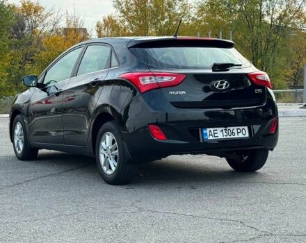 Черный Хендай i30, объемом двигателя 1.6 л и пробегом 105 тыс. км за 8999 $, фото 4 на Automoto.ua
