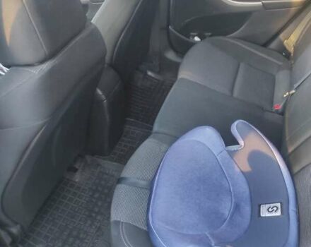 Чорний Хендай i30, об'ємом двигуна 1.6 л та пробігом 100 тис. км за 9900 $, фото 3 на Automoto.ua
