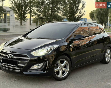 Черный Хендай i30, объемом двигателя 1.59 л и пробегом 158 тыс. км за 8888 $, фото 4 на Automoto.ua