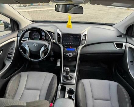 Черный Хендай i30, объемом двигателя 1.6 л и пробегом 105 тыс. км за 8999 $, фото 20 на Automoto.ua