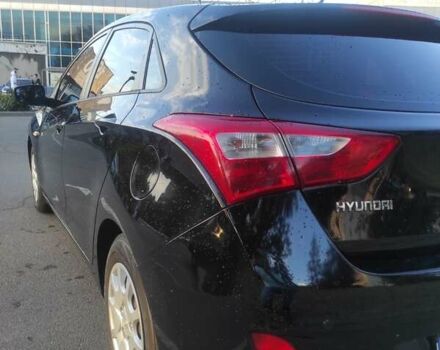 Чорний Хендай i30, об'ємом двигуна 1.6 л та пробігом 100 тис. км за 9900 $, фото 5 на Automoto.ua