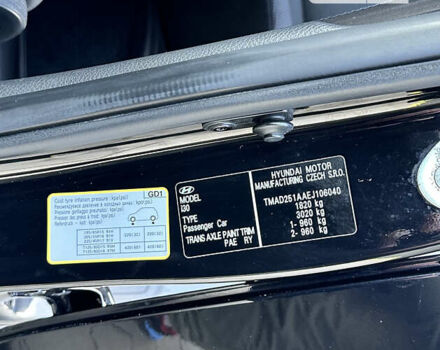 Черный Хендай i30, объемом двигателя 1.4 л и пробегом 212 тыс. км за 8500 $, фото 30 на Automoto.ua