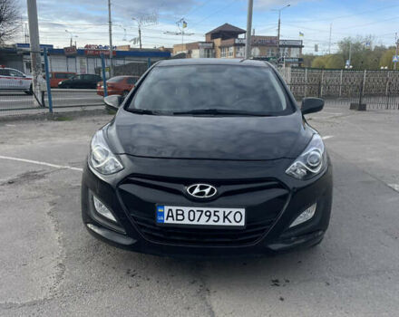 Черный Хендай i30, объемом двигателя 1.4 л и пробегом 190 тыс. км за 7000 $, фото 3 на Automoto.ua