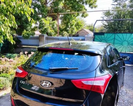 Черный Хендай i30, объемом двигателя 1.59 л и пробегом 190 тыс. км за 7100 $, фото 1 на Automoto.ua