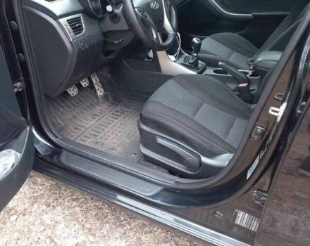 Черный Хендай i30, объемом двигателя 1.59 л и пробегом 190 тыс. км за 7100 $, фото 11 на Automoto.ua