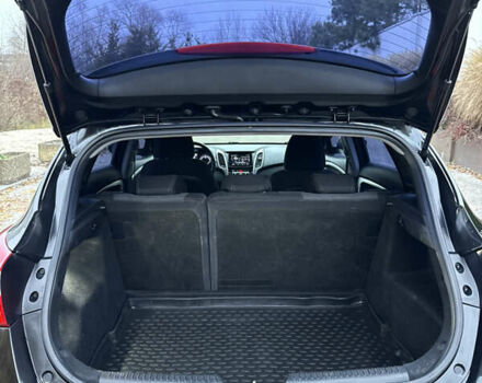 Черный Хендай i30, объемом двигателя 1.4 л и пробегом 200 тыс. км за 8500 $, фото 9 на Automoto.ua