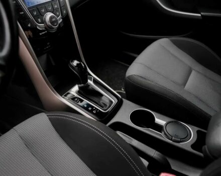 Черный Хендай i30, объемом двигателя 1.6 л и пробегом 109 тыс. км за 8000 $, фото 7 на Automoto.ua