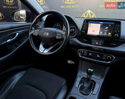 Черный Хендай i30, объемом двигателя 1.35 л и пробегом 97 тыс. км за 16200 $, фото 14 на Automoto.ua