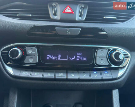 Черный Хендай i30, объемом двигателя 1.6 л и пробегом 66 тыс. км за 12800 $, фото 18 на Automoto.ua