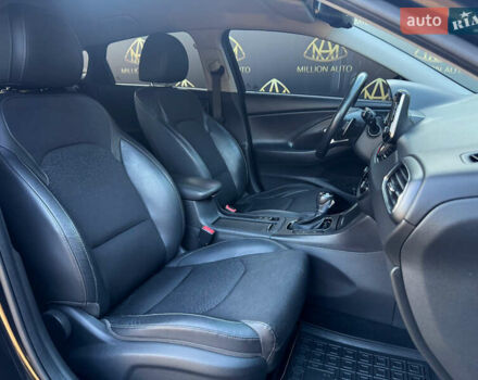 Черный Хендай i30, объемом двигателя 1.35 л и пробегом 97 тыс. км за 16200 $, фото 10 на Automoto.ua