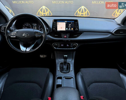Черный Хендай i30, объемом двигателя 1.35 л и пробегом 97 тыс. км за 16200 $, фото 15 на Automoto.ua