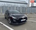 Черный Хендай i30, объемом двигателя 1.6 л и пробегом 70 тыс. км за 15200 $, фото 1 на Automoto.ua