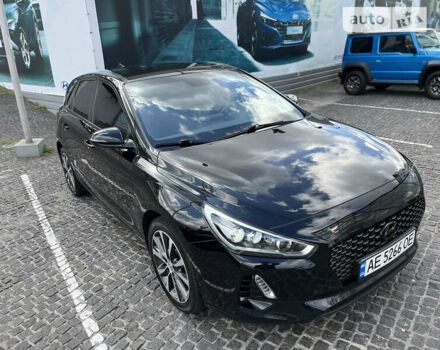 Чорний Хендай i30, об'ємом двигуна 1.59 л та пробігом 83 тис. км за 15900 $, фото 7 на Automoto.ua