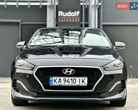 Черный Хендай i30, объемом двигателя 1.4 л и пробегом 97 тыс. км за 15300 $, фото 12 на Automoto.ua