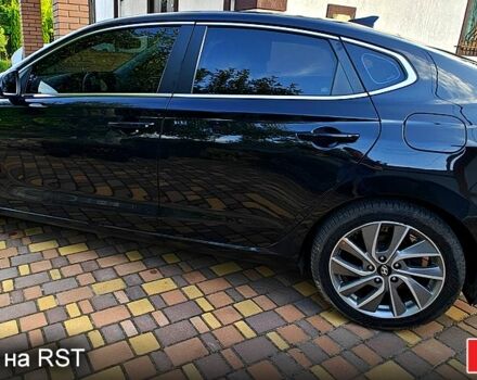 Черный Хендай i30, объемом двигателя 1.4 л и пробегом 97 тыс. км за 14500 $, фото 2 на Automoto.ua