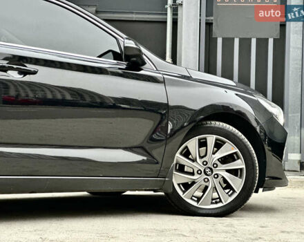 Черный Хендай i30, объемом двигателя 1.4 л и пробегом 97 тыс. км за 15300 $, фото 10 на Automoto.ua