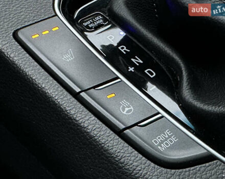 Черный Хендай i30, объемом двигателя 1.4 л и пробегом 97 тыс. км за 15300 $, фото 3 на Automoto.ua