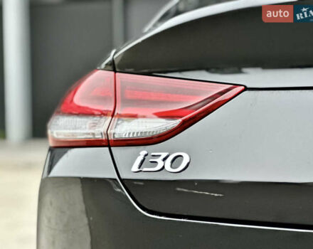 Черный Хендай i30, объемом двигателя 1.4 л и пробегом 97 тыс. км за 15300 $, фото 18 на Automoto.ua