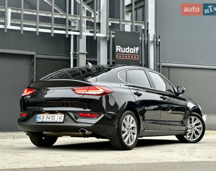 Черный Хендай i30, объемом двигателя 1.4 л и пробегом 97 тыс. км за 15300 $, фото 4 на Automoto.ua