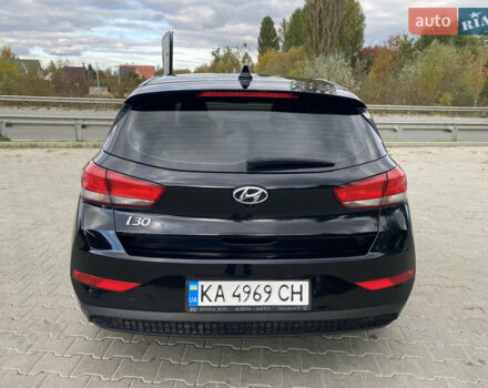 Черный Хендай i30, объемом двигателя 1.5 л и пробегом 171 тыс. км за 16800 $, фото 4 на Automoto.ua