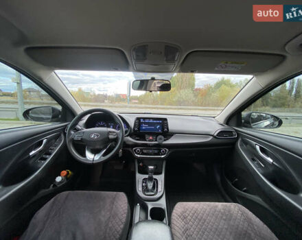 Черный Хендай i30, объемом двигателя 1.5 л и пробегом 171 тыс. км за 16800 $, фото 10 на Automoto.ua