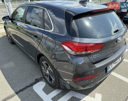 Черный Хендай i30, объемом двигателя 1.5 л и пробегом 64 тыс. км за 17200 $, фото 5 на Automoto.ua
