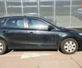 Черный Хендай i30, объемом двигателя 1.6 л и пробегом 228 тыс. км за 5200 $, фото 3 на Automoto.ua